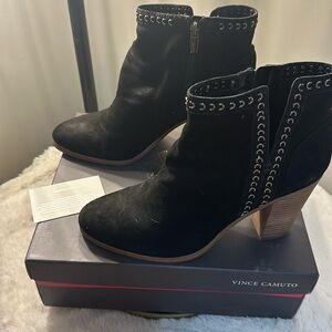 Vince Camuto Bootie